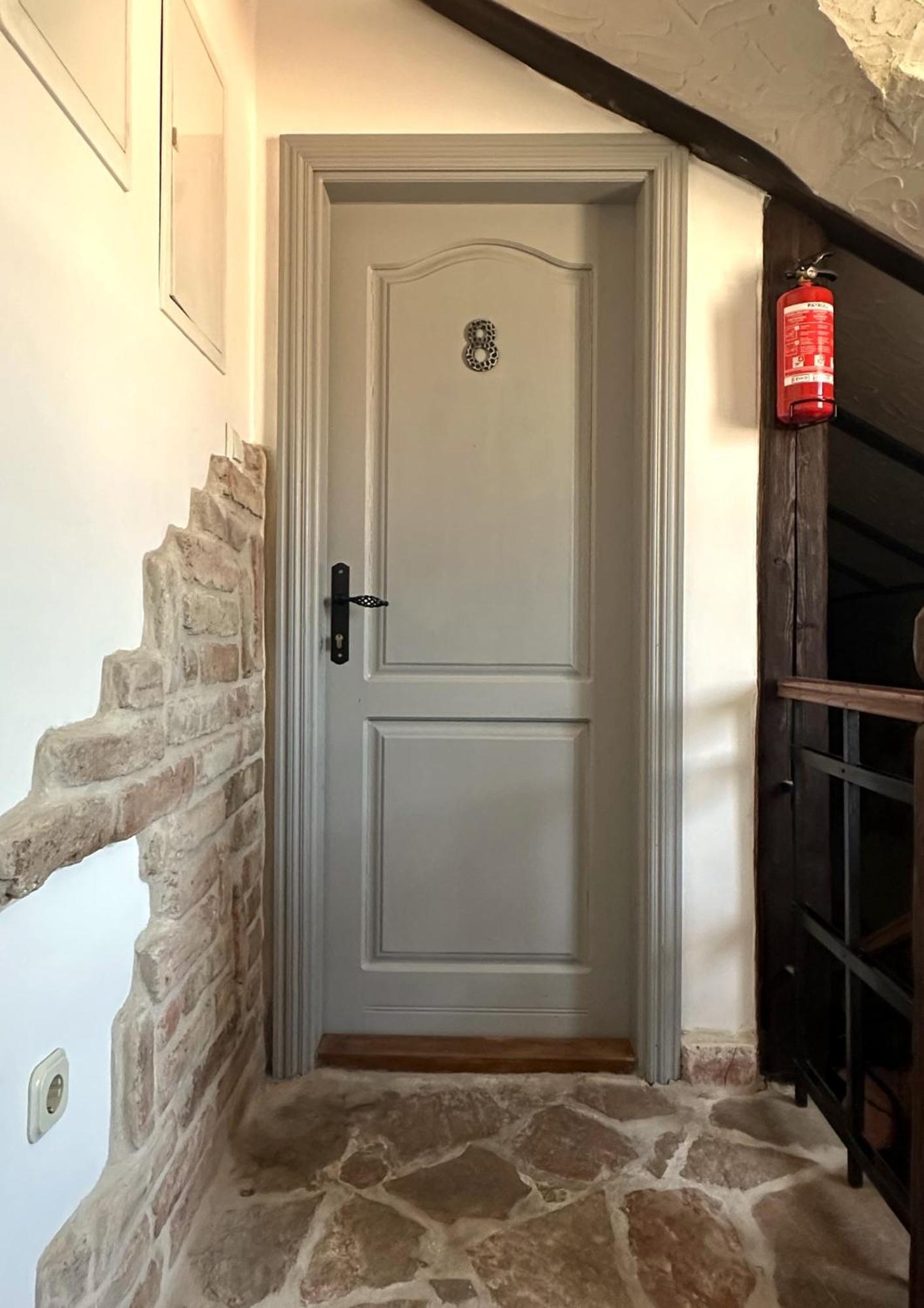 XIV Century Rooms Kastela Exterior photo